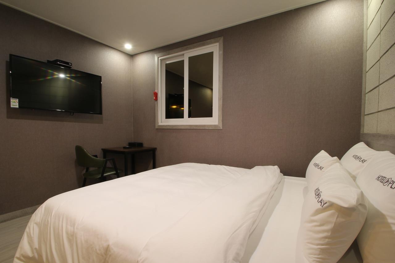 פוהאנג Hotel Play מראה חיצוני תמונה